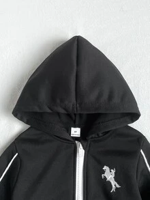 SHEIN 小男孩刺繡動物連帽拉鍊夾克與側條紋慢跑長褲 2件式休閒運動套裝，適合秋冬校園日常穿著 - 黑色 - 查看 5