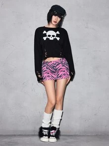 ROMWE Dark Gothic Skull Embroidery Distressed Design Short Pullover Sweater - Black - View 6