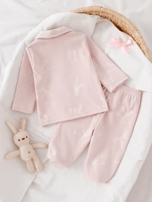 2pcs Newborn Light Pink Sweet Cute Bow Embossed Pattern Peter Pan Collar Button-Up Long Pants Long Sleeve Footed Casual Comfortable Home Wear Pajama Set, Suitable For Autumn/Winter, Soft Comfortable Touch Dralon Fabric - Baby Pink - View 4