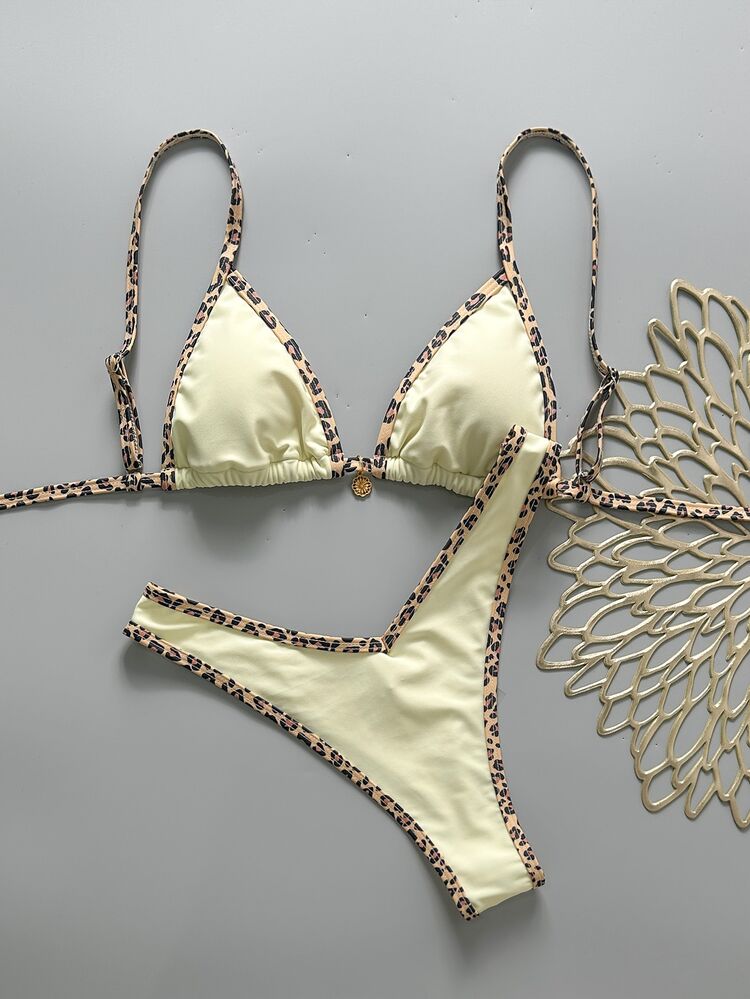 SHEIN Swim 2pcs/Set Women Halter Neck & Metal Decor Random Print Sexy Bikini Set, Summer - Multicolor - View 3