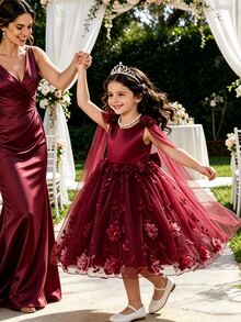 SHEIN Glamorique Kids 優雅香檳色花童禮服，無袖3D花卉刺繡公主裙，附長款網紗披肩，適合婚禮、生日派對 - 酒紅色 - 查看 3