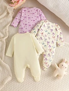 SHEIN 新生兒嬰兒3件套可愛粉色夏季連身褲 針織心形滿版印花 MOMMY 女孩蝴蝶結長袖按扣開合 親子套裝 - 彩色 - 查看 4