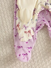 SHEIN 新生兒嬰兒3件套可愛粉色夏季連身褲 針織心形滿版印花 MOMMY 女孩蝴蝶結長袖按扣開合 親子套裝 - 彩色 - 查看 5