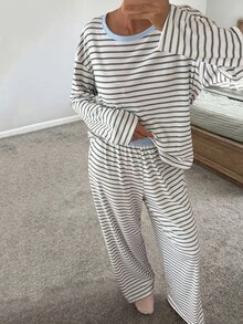 Livesso 秋季休閒簡約刷毛條紋對比領寬鬆女款睡衣套裝 居家休閒白色 - 白色 - 查看 10