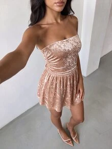 Glamine Fall Solid Color Diamond Velvet Spaghetti Strap Dress, Square Neckline Cold Shoulder Design, High Waist, Back Cross Lace-Up, Rose Gold Elegant Sexy - Champagne - View 8