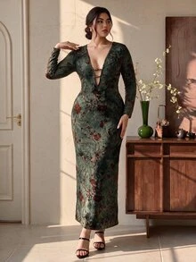 EastFlair Plus Size Women's Jacquard Deep V-Neck Long Sleeve Fitted Sexy Fashion Dress Fall/Winter Chinese Style Chic Dress Party Dress - Green - View 5
