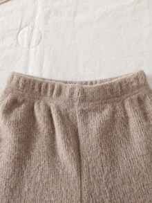 SHEIN 女童秋冬高級大領針織開襟衫與喇叭長褲套裝，適合外出、假日派對、聚會與拍照的百搭穿搭 - 卡其色 - 查看 7