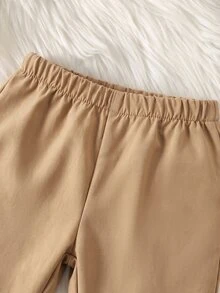 SHEIN 新生兒拼色 2 In Kids Kids 1 學院風 V 領可愛熊圖案半開鈕扣套頭上衣與直筒休閒長褲套裝，適合冬季 - 藍色 - 查看 6