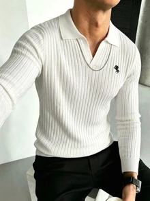 Manfinity CasualKnits 男士純色羅紋 Polo 領毛衣，附小馬標誌，極簡經典日常款 - 白色 - 查看 5