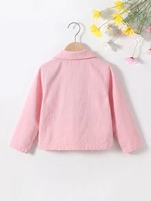 SHEIN 女童牛仔夾克外套 春/秋新款 田園俏皮休閒風 粉色 經典牛仔領搭配彩色花卉刺繡 兩側心形口袋 修身寬鬆版型 親膚柔軟面料 百搭時尚 日常穿著適用於上學、出遊等多種場合 - 粉色 - 查看 2