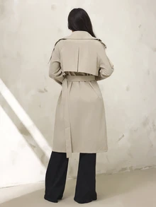 SHEIN PETITE 女款素色休閒優雅百搭日常教師節風衣外套 辦公室穿搭 卡其色 秋季 - 卡其色 - 查看 2