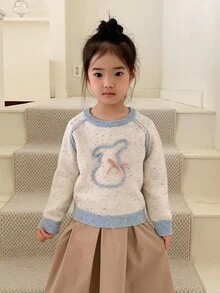 Dazy Kids كنزة صوفية للبنات الصغيرات بياقة مستديرة وأكمام طويلة مزينة بفيونكة لطيفة وحواف متباينة الألوان - لون مشمشي - مشاهدة 3