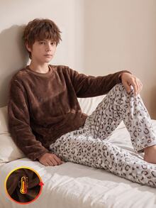2pcs/Set Setelan Kasual Fleece Hangat Lengan Panjang Kerah Bulat dan Celana Panjang Motif Leopard untuk Anak Laki-laki, Nyaman dan Lembut untuk Musim Gugur/Dingin - Coffee Brown - View 6