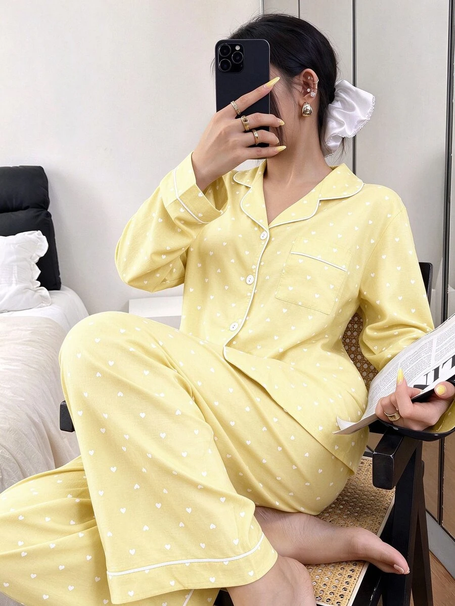 SHEIN 泡泡皺褶愛心印花長袖上衣與長褲女款睡衣 波點睡衣 秋冬服飾 - 黃色 - 查看 1