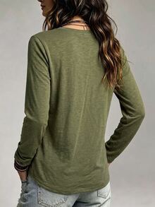 Trelyra SZ195 Military Green V-Neck Pocket Long Sleeve T-Shirt - Army Green - View 8