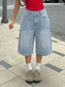 SHEIN 青少年女孩 Y2K 復古水洗口袋設計寬鬆百慕大牛仔長短褲，夏季牛仔短褲，適合夏季休閒、學校、校園、大學，適合春夏波希米亞風、季節復古/海灘/海洋/優雅畢業季、夏季假期、春季、女孩海灘、度假女孩、情人節、夏季假期、女孩海灘度假假期、畢業 - 淺色水洗藍 - 查看 1