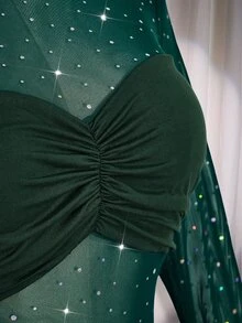 SHEIN ICON 大尺碼女款黑色秋季 70 年代夜生活夜店派對優雅復古 Y2K 現代亮片網紗透視百褶裹身修身長袖宴會禮服 - 墨綠色 - 查看 9