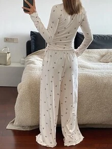 Dazy Tall 高个女款蝴蝶结印花圆领修身长袖T恤和宽松长裤两件套休闲夏季家居服套装 - 白色 - 查看 6