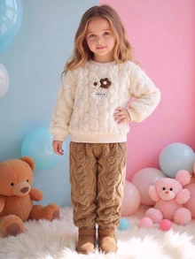 SHEIN Elladie kids YOUNG GIRL 秋冬白色提花毛絨套頭衫套裝，可愛3D花朵設計，彈性袖口與下擺，日常穿著與外出必備，西式風格 - 棕色 - 查看 3