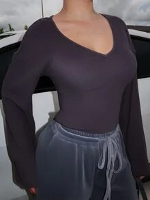 Dayanna Comas 女士V领喇叭袖针织毛衣 - 深灰色 - 查看 4
