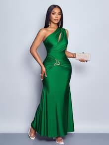 SOLERSUN Women's Solid Color Hollow Asymmetric Neck Metal Decorated Bodycon Dress Long Maxi Women Outfit - Green - View 7