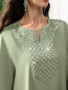 Al Najma 优雅的 V 领喇叭袖饰有汽车亮片和花朵图案的连衣裙，适合春夏季全长 Jalabiya，端庄 - 綠色 - 查看 7
