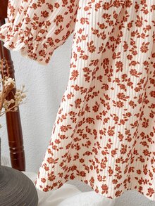 SHEIN 1件女嬰復古森系碎花荷葉邊鈕扣裝飾長袖A字洋裝，適中厚度，日常穿著、拍照、派對，春夏秋冬時尚甜美可愛公主裙 - 彩色 - 查看 7