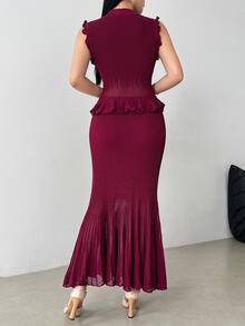 Modelyn 2pcs Elegant Lady Style Sleeveless Knit Vest & Long Pleated Skirt Set - Burgundy - View 2