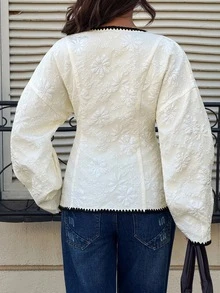 Siren Gaze 秋冬純色雙排扣前開襟外套，對比貝殼刺繡夾克，適合日常街頭穿著，不對稱領口，奶油色女款，秋冬休閒修身夾克，冬季女裝，法式風格女式外套 - 杏色 - 查看 3
