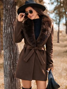 SHEIN 復古街頭風長袖人造毛領拼接大衣 - 棕色 - 查看 3