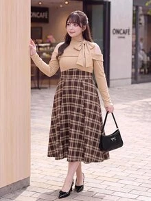 Bijouette 大尺碼女款優雅連身裙，打結領口、露肩長袖與拼接格紋設計，秋季款 - 彩色 - 查看 6