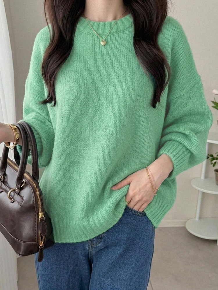 DAZY Women's Solid Color Round Neck Drop Shoulder Long Sleeve Casual Loose Pullover Sweater - Green - View 4