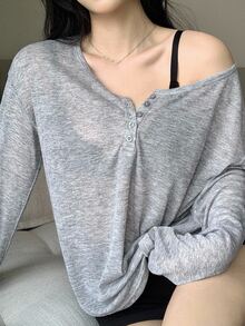 Dazy Plus Solid Color Round Neck Half-Open Front Long Sleeve T-Shirt, Spring/Summer Preppy Tops - Grey - View 3