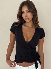 DAZY Women's Cinched Waist Splice Contrast Lace Trim Bodycon Casual T-Shirt, Resort & Street Style, Spring & Summer Y2K Vacation - Black - View 4