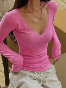 DAZY 女款春夏純色蕾絲飾邊V領修身長袖T恤，情人節婚禮適用 - 粉色 - 查看 3