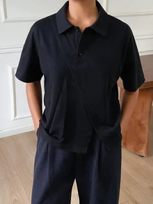 DAZY 夏季襯衫風 Polo 黑配色不對稱斜襟休閒街頭通勤短袖 T-shirt - 黑色 - 查看 6