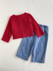 SHEIN Playful Pals 2pcs/Set Toddler Girls Jacket + Jeans, Red Cherry & Green Leaf Ribbed Knit Denim Long Sleeve Round Neck Regular Fit Birthday Party Autumn Princess Button Style - Red - View 2