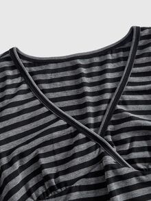 ROMWE Grunge Punk Autumn/Winter Grunge Vintage Black & Grey Striped V-Neck Mid-Sleeve Fitted Base Layer Top - Multicolor - View 7