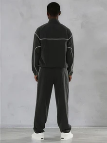 FORM&CHAOS Men's Autumn Colorblock Patchwork Striped Thick Jacket And Pants Casual Sports Set - Black and White - View 2