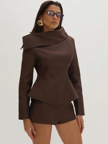 MUSEYN Brown Woven Structured Asymmetric Oversized Collar Long Sleeve Top Tailored Classy Date Night Chic Evening Elegant Commute - Coffee Brown - View 1