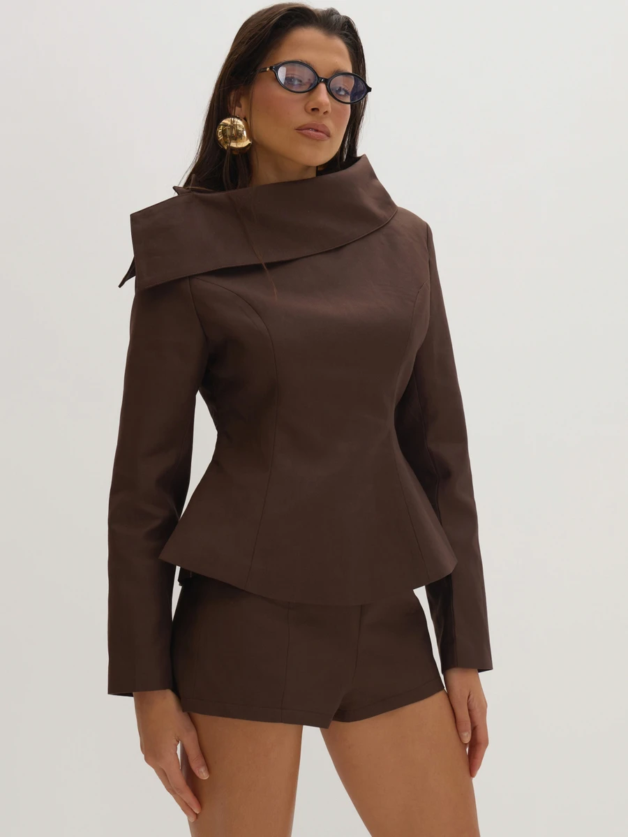 MUSEYN Brown Woven Structured Asymmetric Oversized Collar Long Sleeve Top Tailored Classy Date Night Chic Evening Elegant Commute - Coffee Brown - View 1
