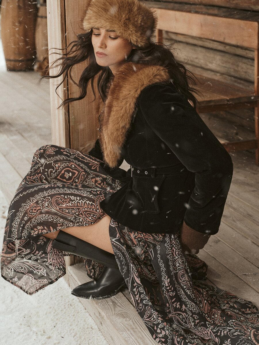 MOTF PREMIUM 2026 AUTUMN/WINTER NEW WOMEN'S PATCHWORK FUR COLLAR WAIST BUCKLE DESIGN WINTER COAT - Black - View 1