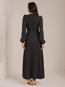 SHEIN Tall A Tall Muslim Woman Wearing A Long, Black, Polka-Dot Dress-Sweet And Elegant. - Black - View 2