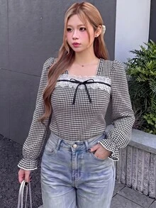 Bijouette Japanese Retro Houndstooth Plus Size Square Neck Long Sleeve Top, Lace Trim With Black Ribbon Bow Sweet And Delicate, Puff Sleeves And Ruffle Cuffs Flatter Arm Lines, Elastic Fabric Loose Fit For Figures, Slim Fit Cropped Length Elevates Waistline, Versatile Slimming Gentle Plaid Base Layer For Daily Wear, Dating And Commuting - Black and White - View 14