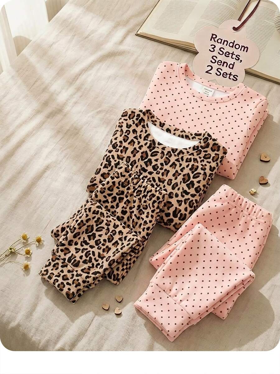SHEIN 可愛豹紋波點圖案女嬰休閒極簡修身圓領長袖褲裝家居服套裝 4 件組,適合秋冬,貼身修身,隨機 2 款(共 3 款),休閒穿著 - 彩色 - 查看 1