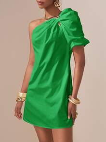 Zivah 2025 Spring/Summer Easter St. Patrick's Day Western Graduation Season Student Basic Casual Vacation Beach Elegant Green One-Shoulder Puff Sleeve Dress - Green - View 4