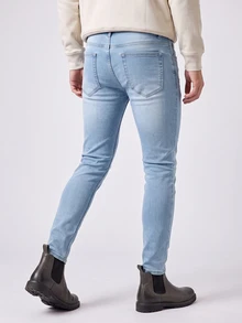 RivetRise Men's Simple Ripped Pocket Casual Jeans, For Daily Wear - Light Wash - View 2