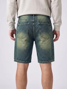RivetRise Celana Pendek Denim Biru Kasual Gaya Jalanan Pria dengan Desain Kumis Kucing - Medium Wash - View 2