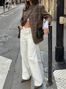 SHEIN PariChic 最新美拉德風復古格紋立領西裝外套，採用紋理格紋面料打造，特色不對稱單鈕扣設計與立領剪裁，內在復古氛圍，修身俐落版型，適合通勤、休閒、輕復古造型及其他場合，領口＋不對稱設計西裝外套，內在復古氛圍 - 彩色 - 查看 5