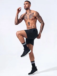 Manfinity KASUA Men Beach Shorts Kolor Kantong Plain Boho - Hitam - View 4